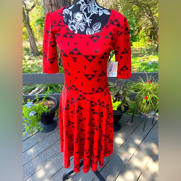 Lularoe Nicole Dress BRAND NEW Size Medium M Red Black - Picture 6 of 8